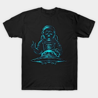 Astronaut catch Ufo T-Shirt